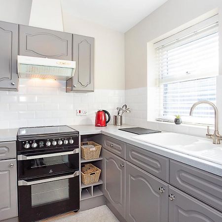 Courtyard Apartment York Bagian luar foto