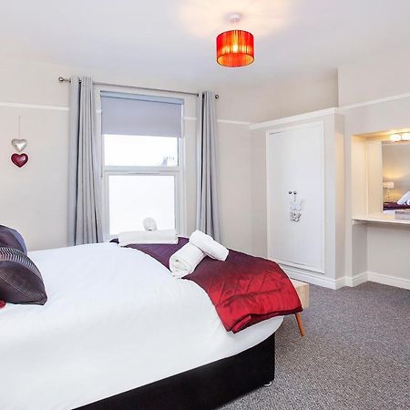 Courtyard Apartment York Bagian luar foto