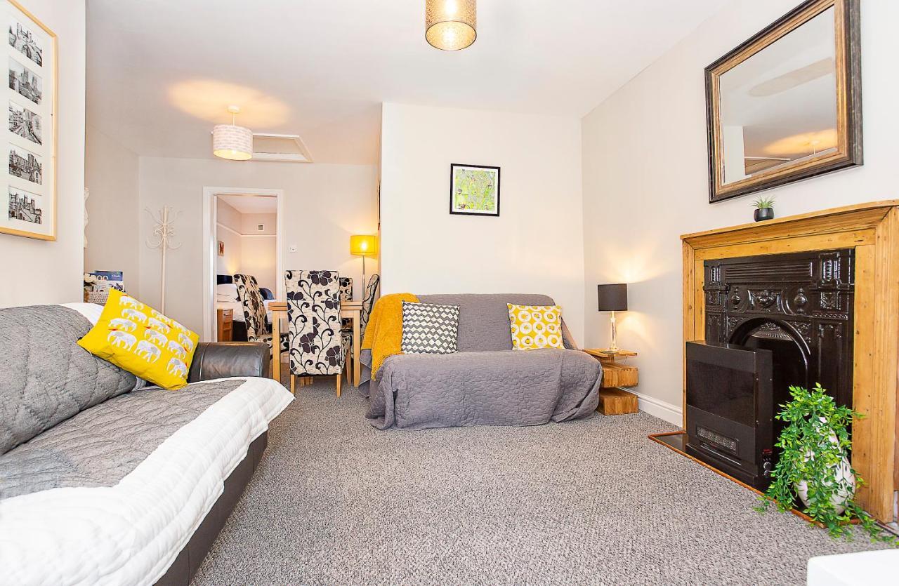 Courtyard Apartment York Bagian luar foto