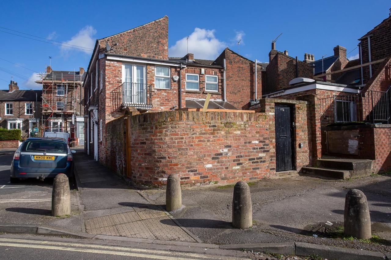 Courtyard Apartment York Bagian luar foto
