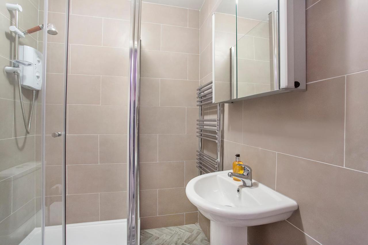 Courtyard Apartment York Bagian luar foto